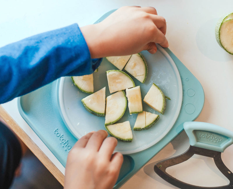 The Best Veggie Pizza Recipe to Cook with Toddlers and Preschoolers